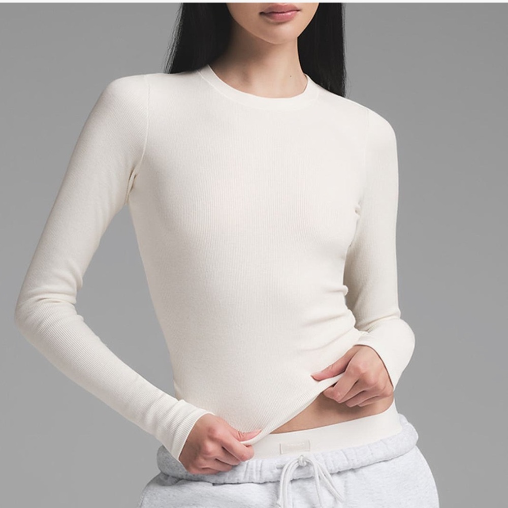 Skims long sleeve shirt